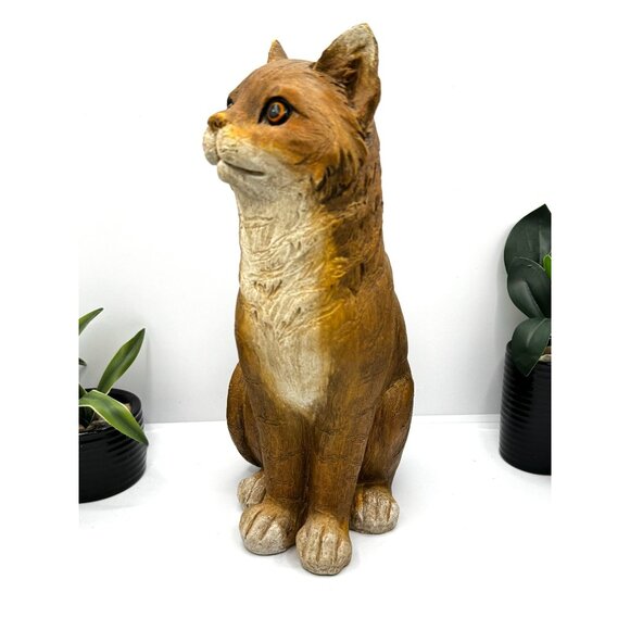 Handcrafted Resin Cat Sculpture Figurine - Picture 2 of 8